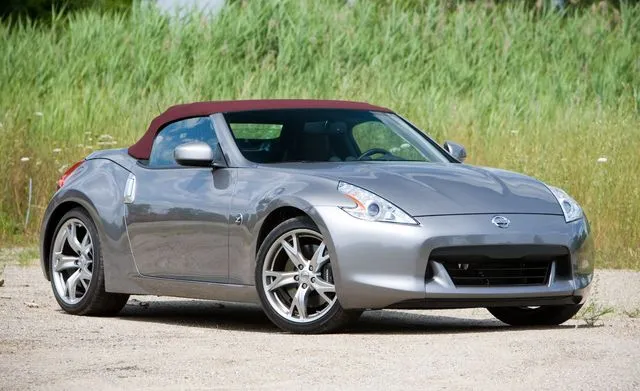 370z