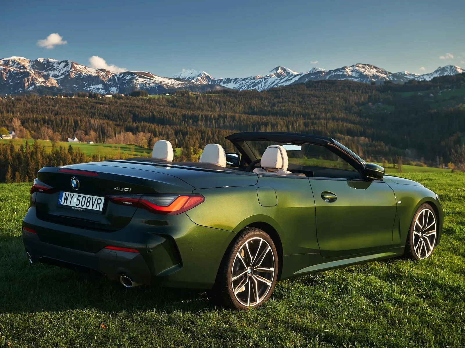 4 Series G23