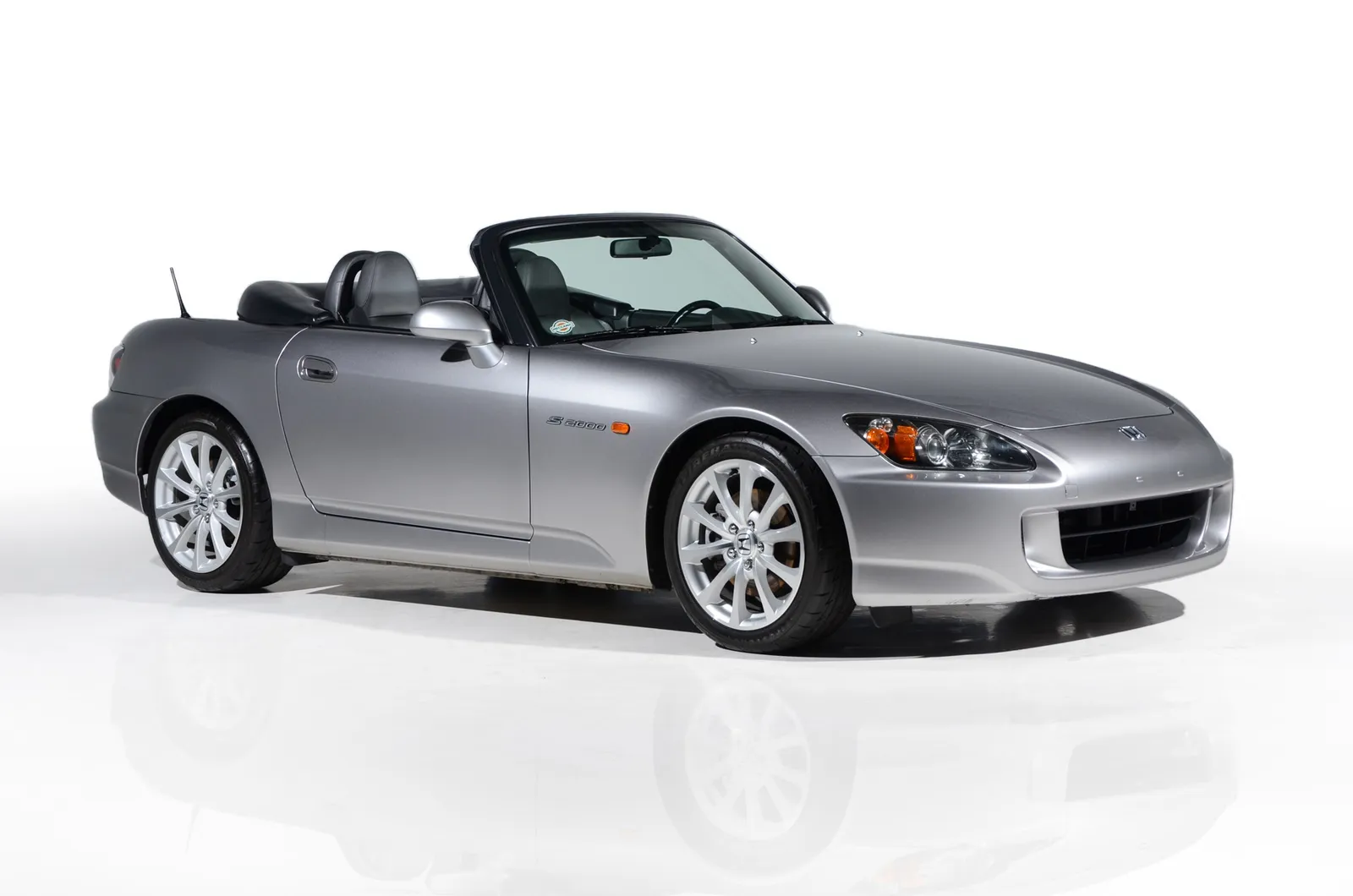 S2000