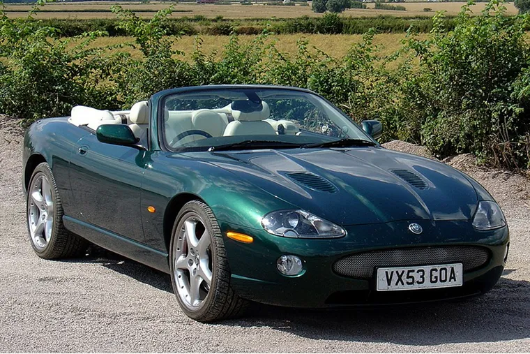 XK8 / XKR