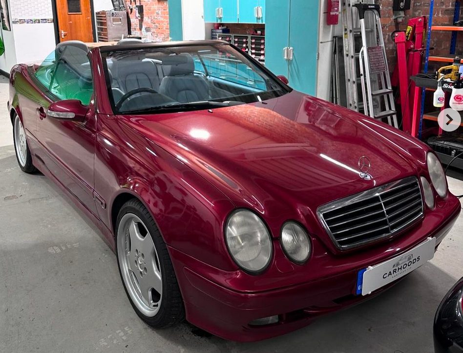 Cleaning a convertible soft top